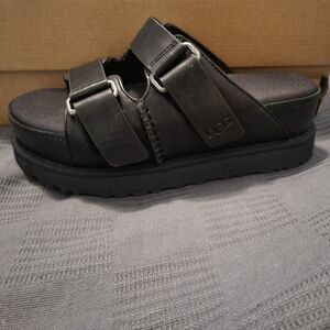 UGG Sandals Size 6.5